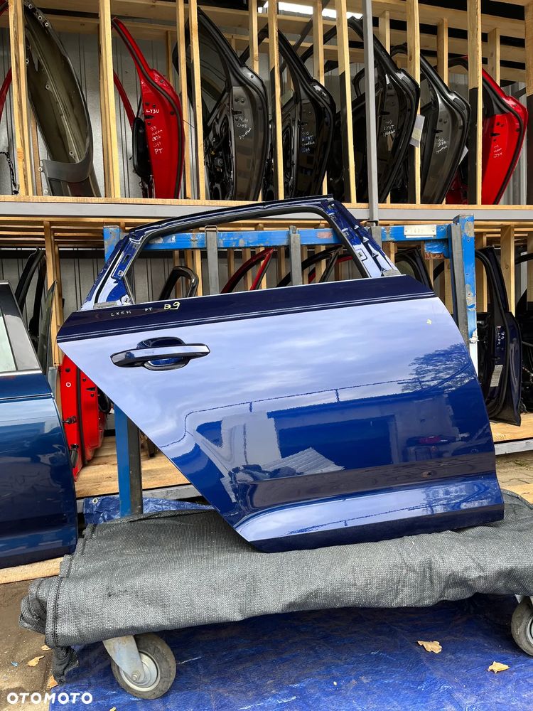 AUDI A4 B9 SEDAN DRZWI PRAWY TYŁ LX5H PRAWE ** - 1