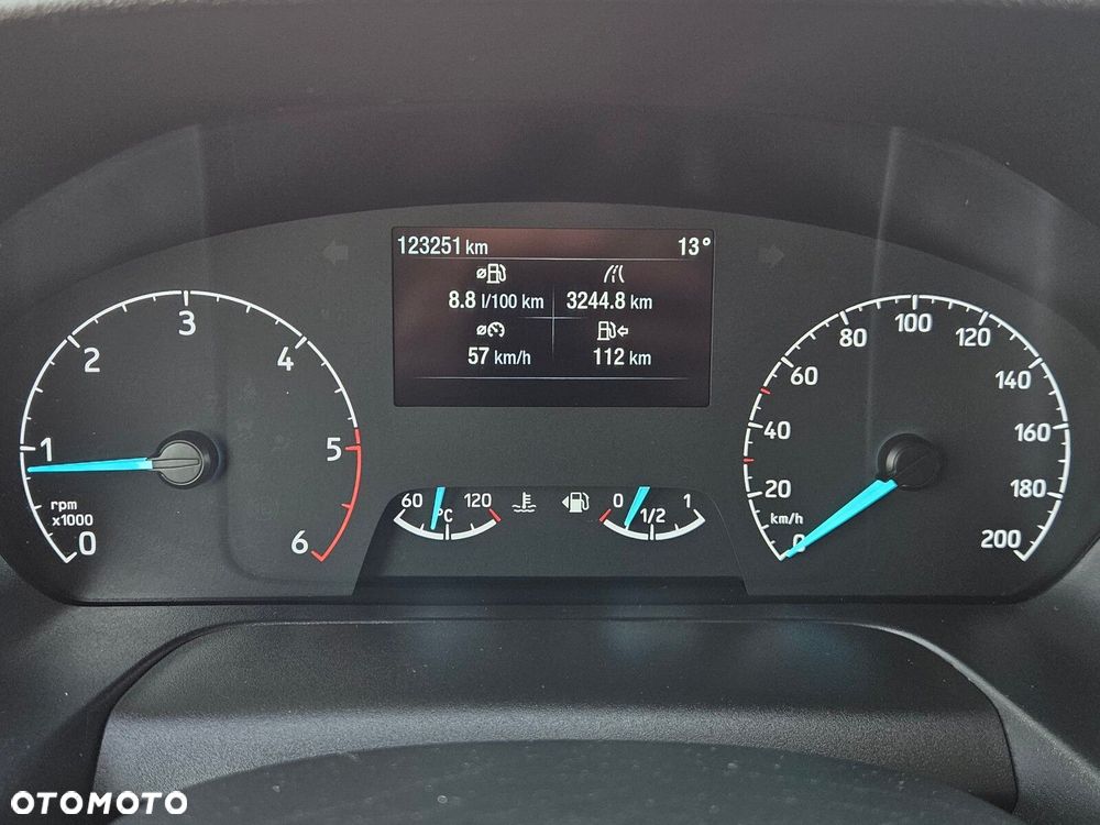 Ford transit-custom L2H2 *72900zł NETTO* Zabudowa warsztatowa 2.0TdCi/170KM - 25