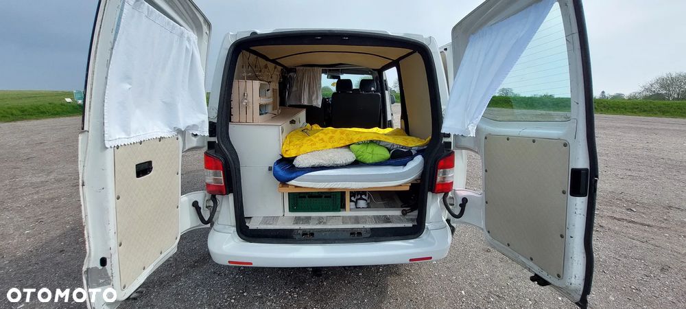 Volkswagen Transporter - 11