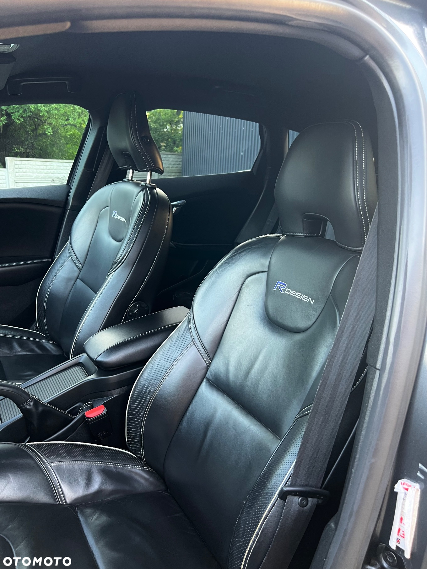 Volvo V40 D3 R-Design Summum - 21