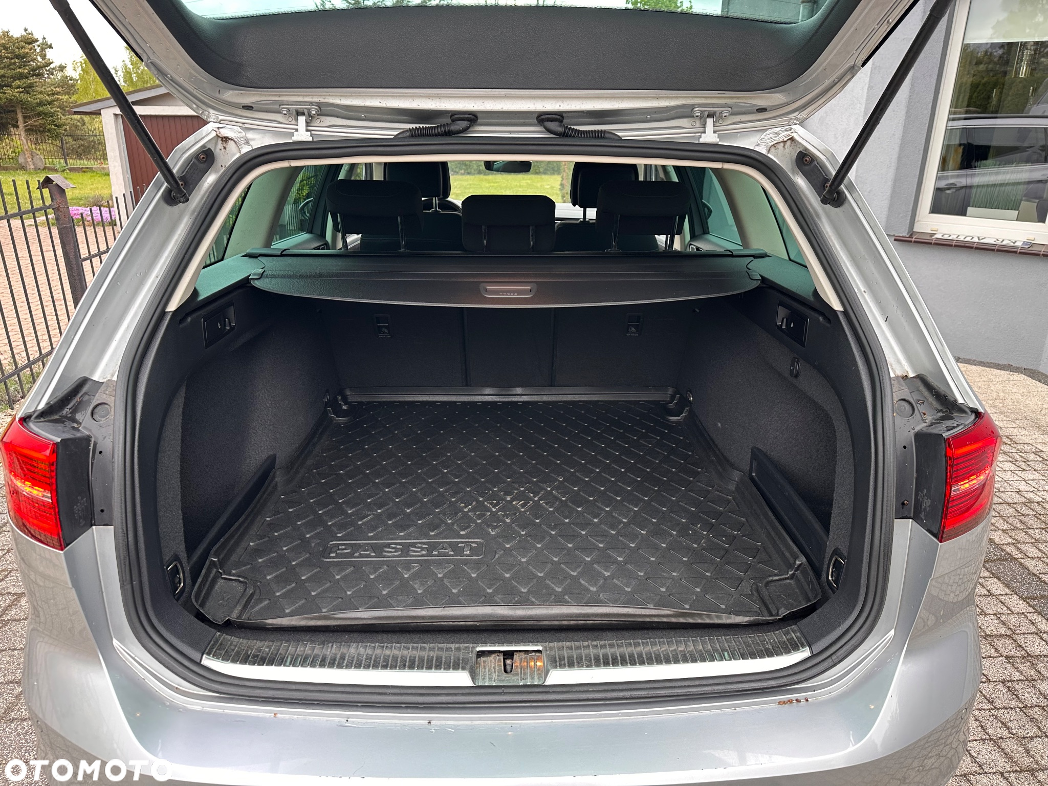 Volkswagen Passat Variant 2.0 TDI DSG (BlueMotion Technology) Highline - 13