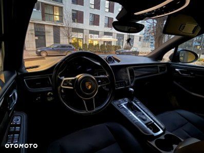 Chrysler Pacifica - 16