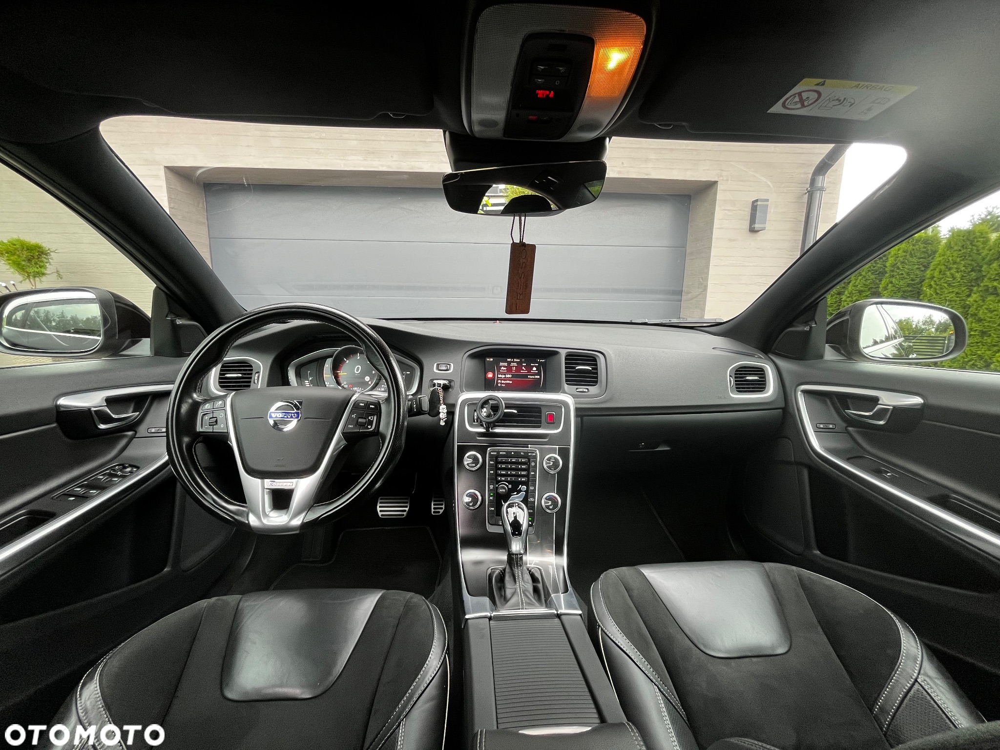 Volvo S60 D4 Drive-E R-Design Momentum - 17