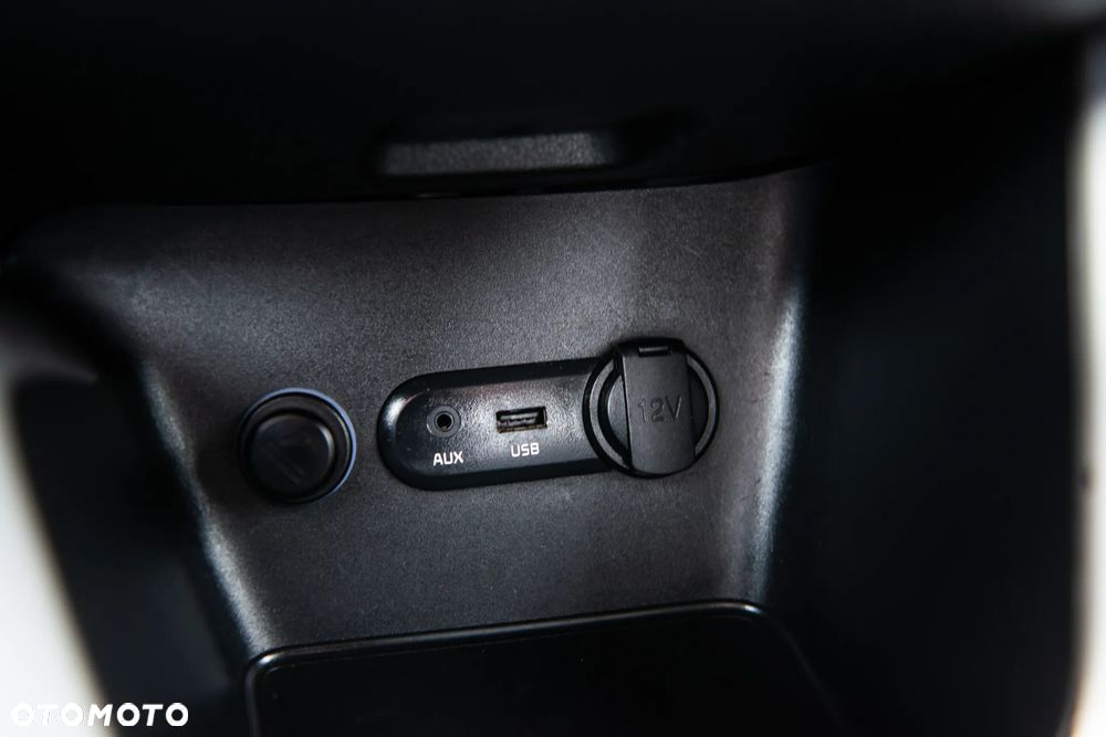 Kia Ceed 1.4 CVVT Vision - 25