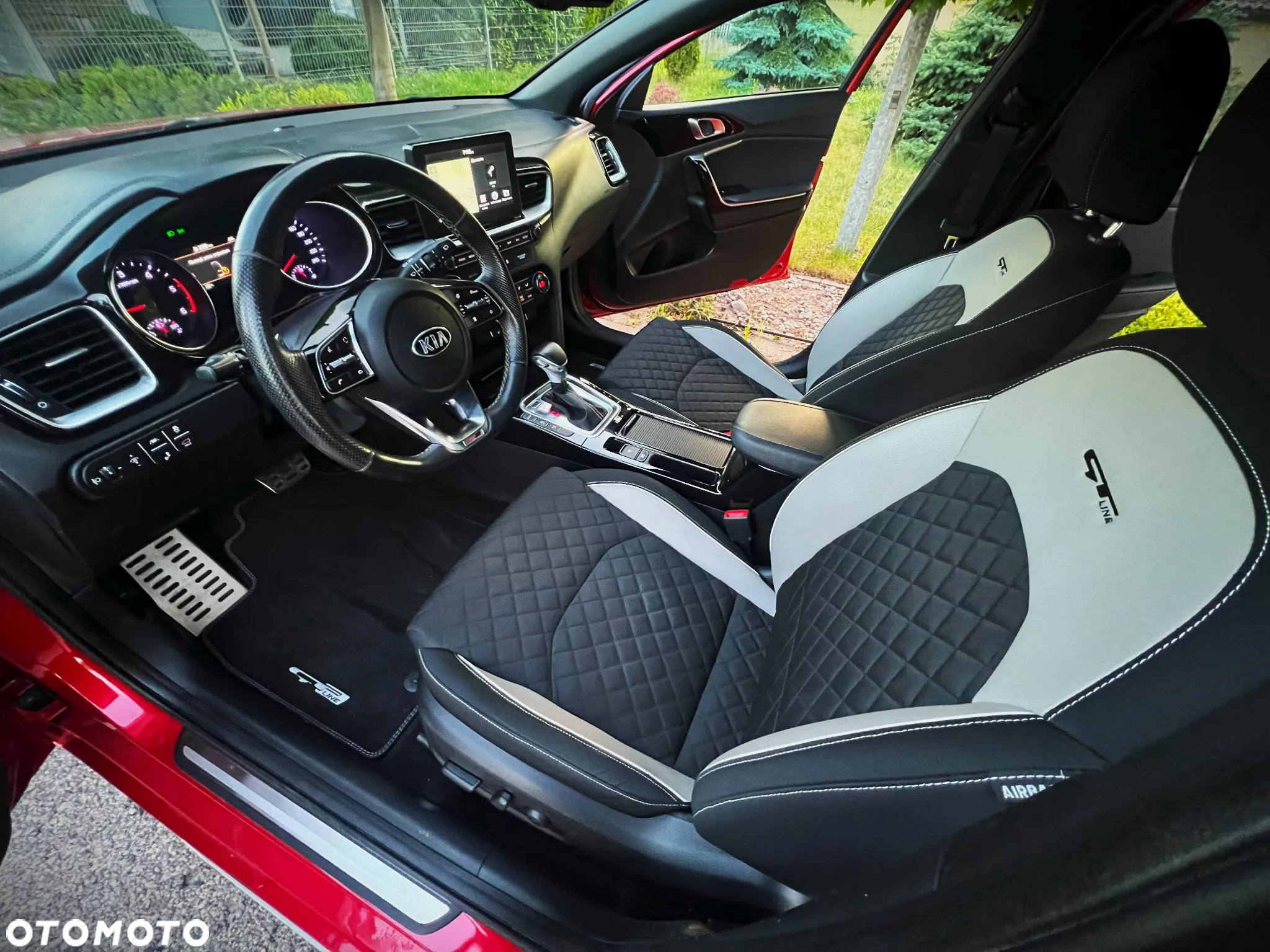 Kia ProCeed 1.6 CRDi GT Line DCT - 29