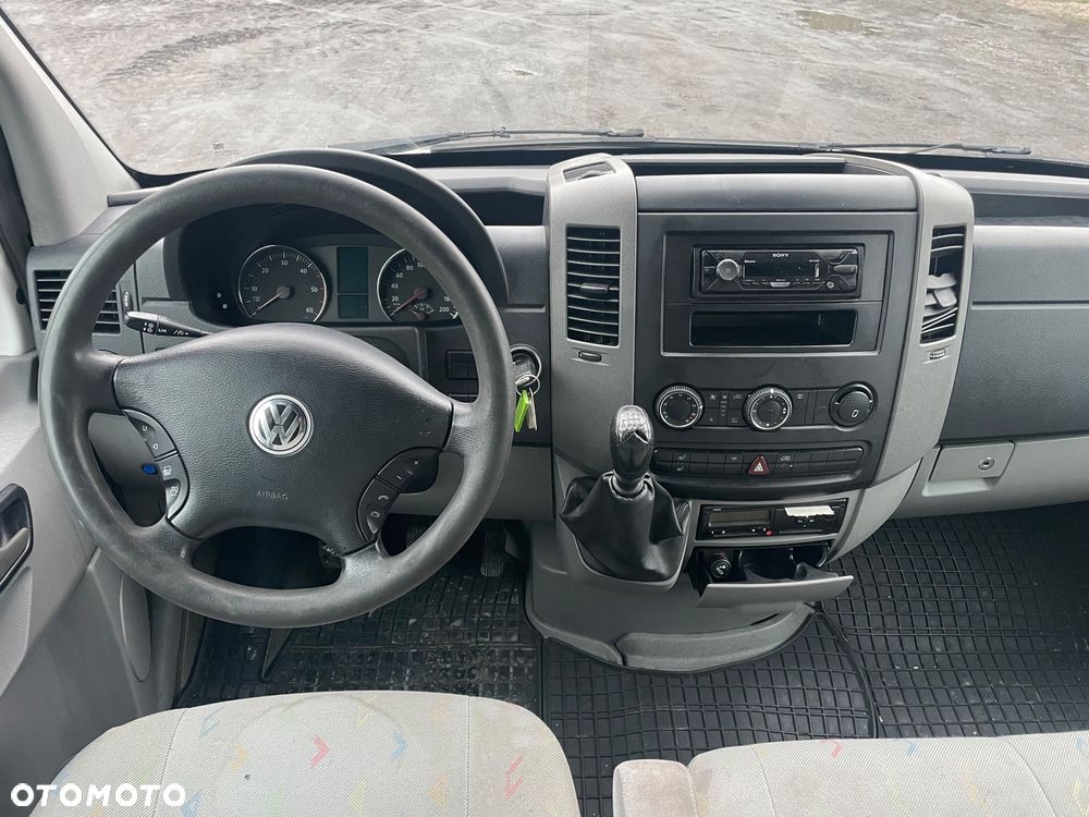 Volkswagen Crafter - 13