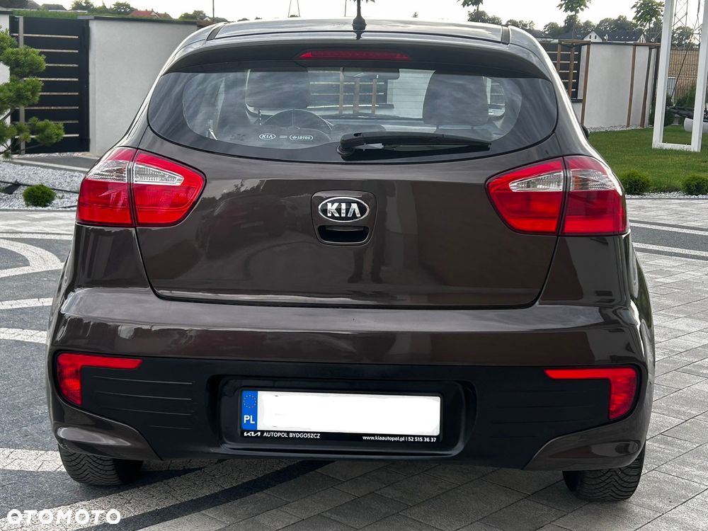 Kia Rio - 5