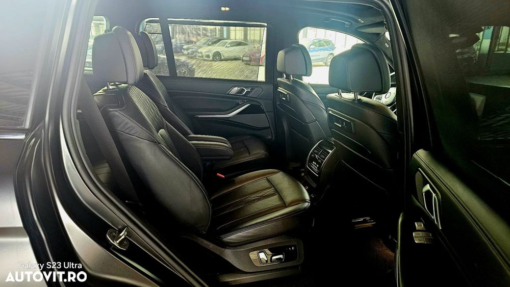 BMW X7 xDrive40d - 11