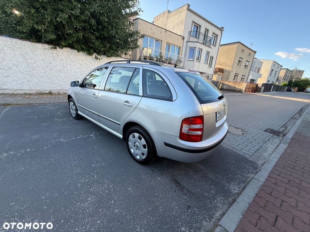 Skoda Fabia 1.4 16V Automatik Style Edition - 23