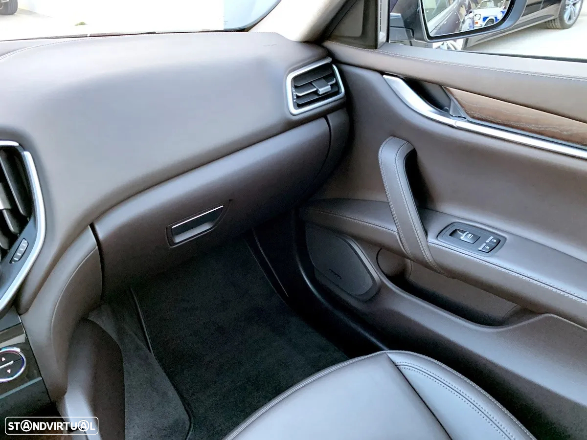 Maserati Ghibli 3.0 V6 S Q4 - 26