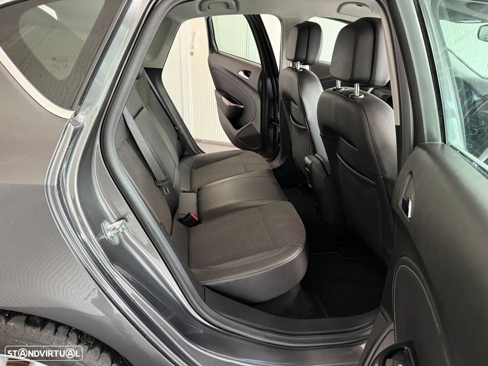 Opel Astra 1.7 CDTi Cosmo - 13