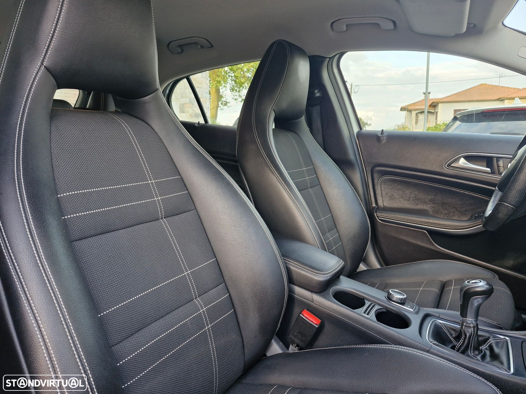 Mercedes-Benz GLA 180 CDi Urban - 18
