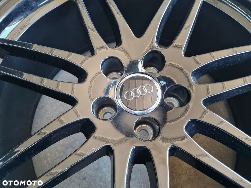4x Felgi Aluminiowe AUDI Q5 SQ5 5x112 8,5x20 ET33 Oryginał Nowe 8R0601025R - 5