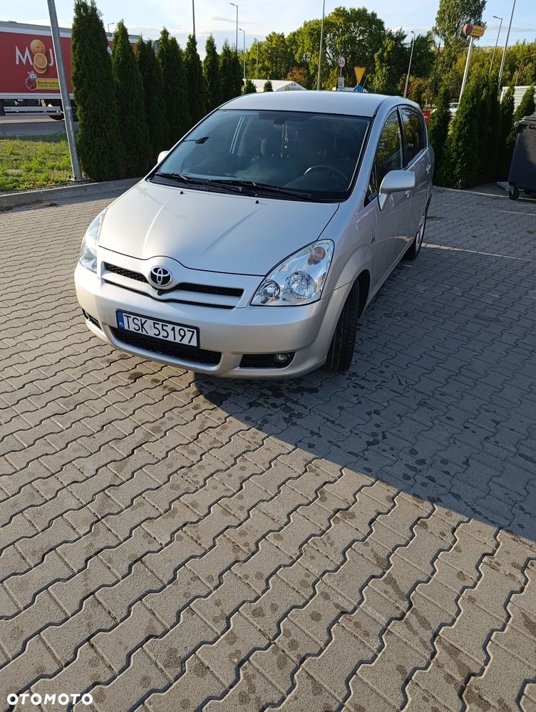 Toyota Corolla Verso 2.2 D-4D X + NAVI 7os - 1