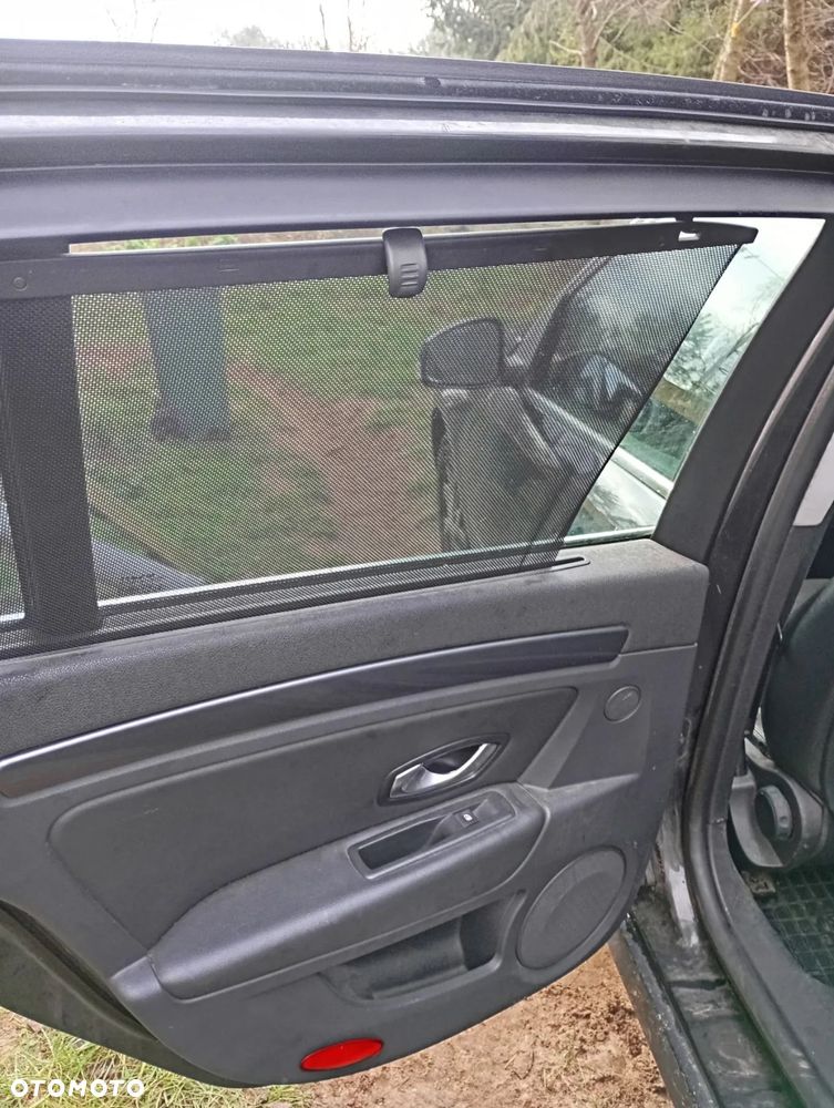 Renault Laguna dCi 150 FAP GT - 4