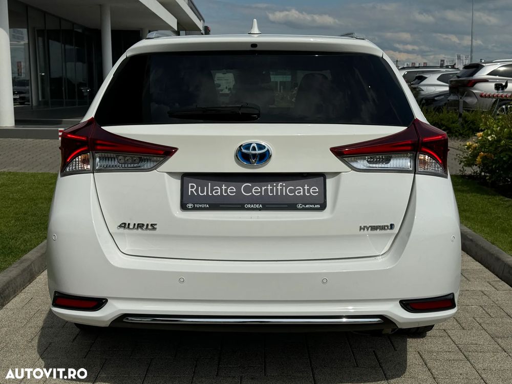 Toyota Auris 1.8 L VVT-i Sol+ - 6