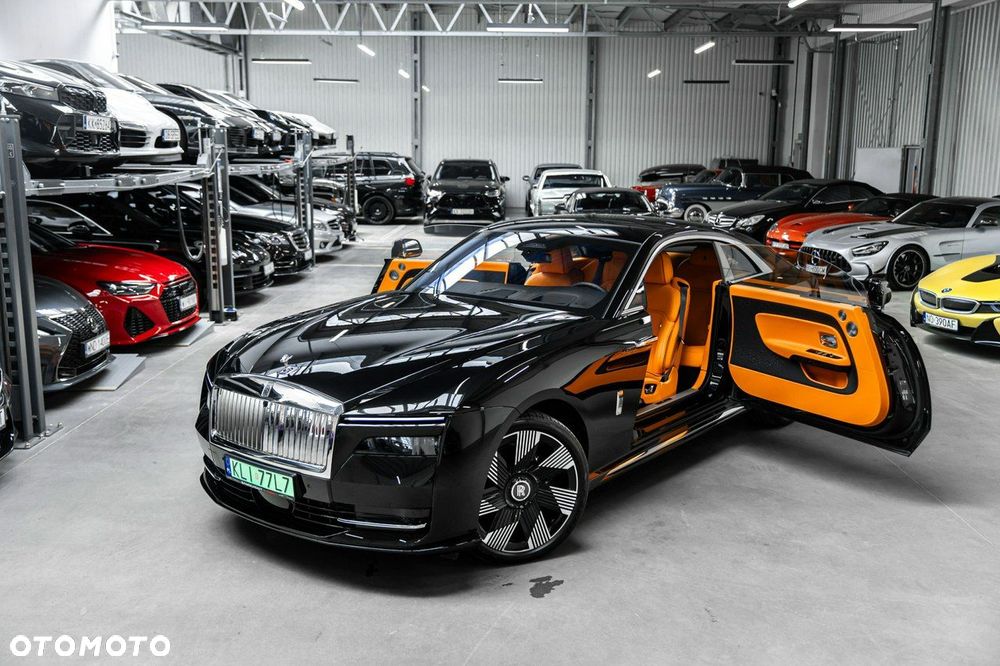 Rolls-Royce Spectre - 12