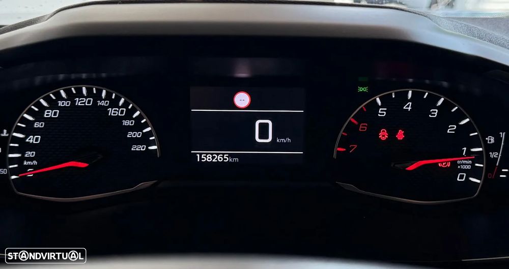 Peugeot 2008 - 19