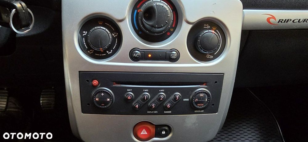 Renault Clio - 19