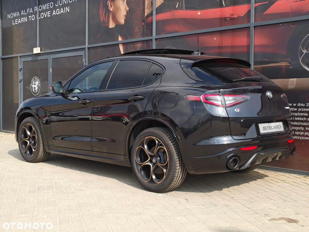 Alfa Romeo Stelvio 2.0 Turbo Intensa Q4 - 3