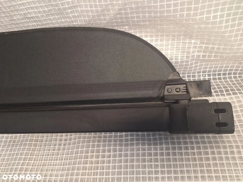 roleta bagaznika mercedes cla a117 x117 2011-2018 orginal demontaz - 4