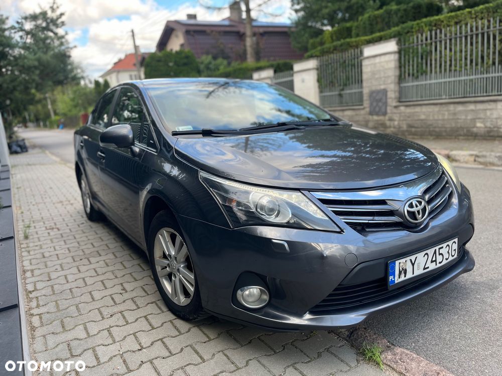 Toyota Avensis 2012 photo 3