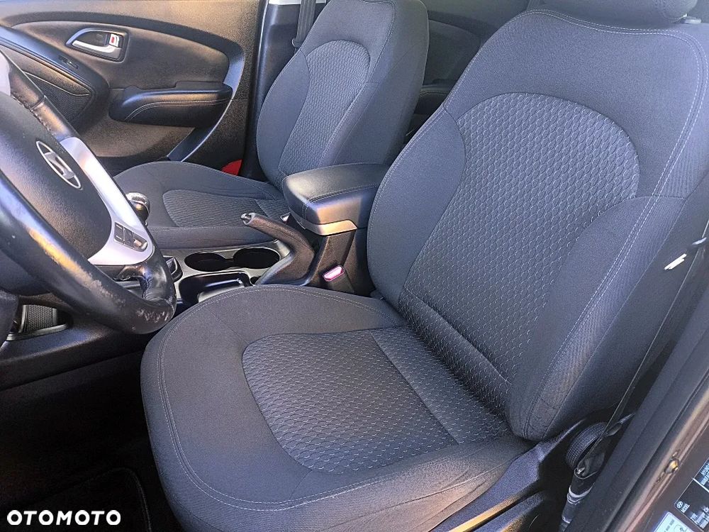 Hyundai ix35 blue 1.6 2WD Finale - 4