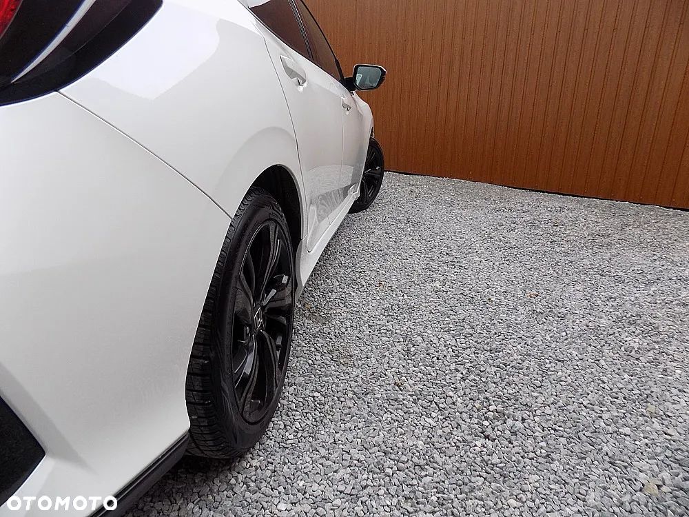 Honda Civic 1.0 i-VTEC Turbo CVT Executive - 25
