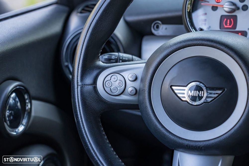 MINI 3 Portas Cooper D - 36