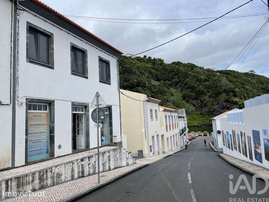 Casa / Villa T6 em Calheta de 470,00 m2 - Grande imagem: 3/28