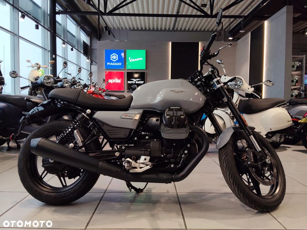 Moto Guzzi V7 - 3