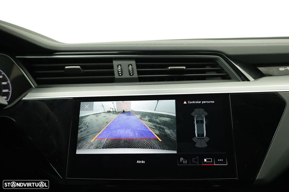 Audi Q8 e-Tron Sportback 50 quattro S line - 13