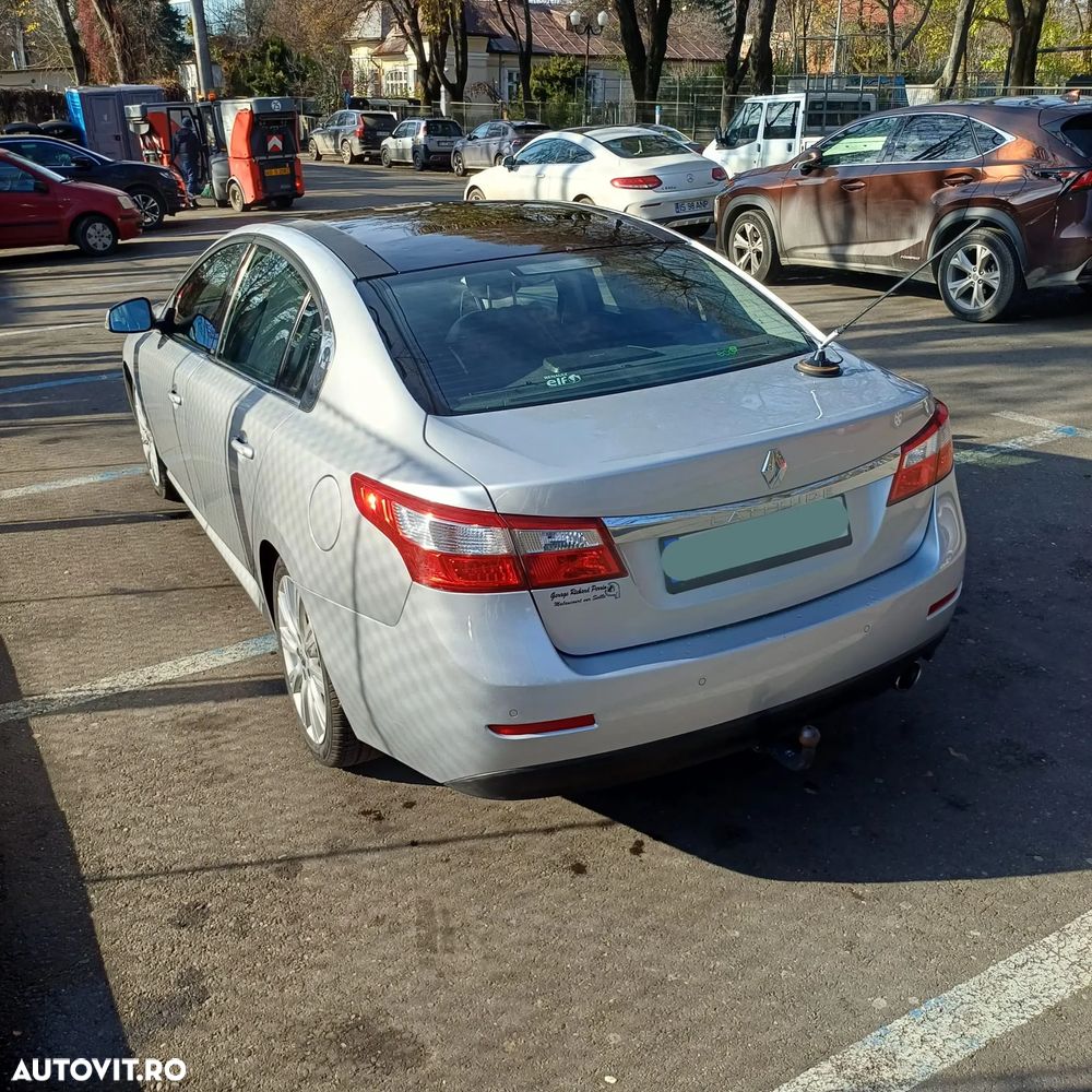 Renault Latitude - 8