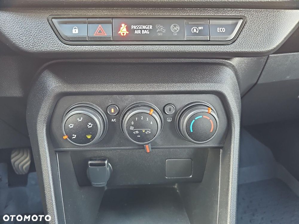 Dacia Sandero 1.0 TCe Essential - 19
