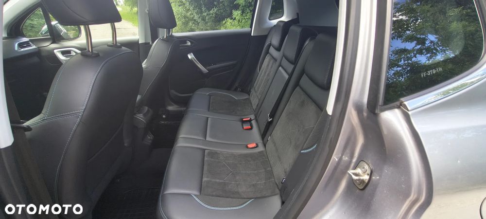 Peugeot 2008 PureTech 110 GPF Stop&Start EAT6 Crossway - 29