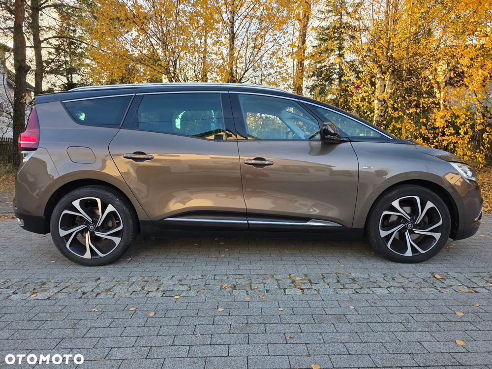 Renault Grand Scenic ENERGY TCe 130 BOSE EDITION - 16