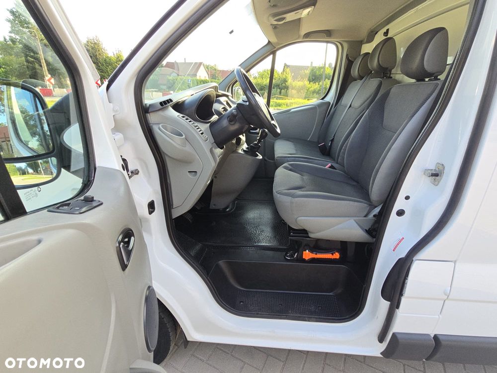 Renault Trafic - 22