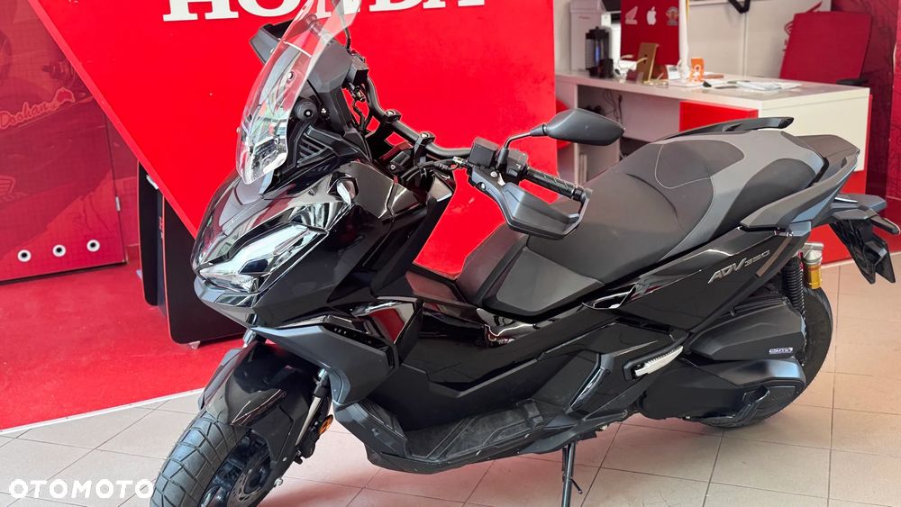 Honda ADV350 - 2