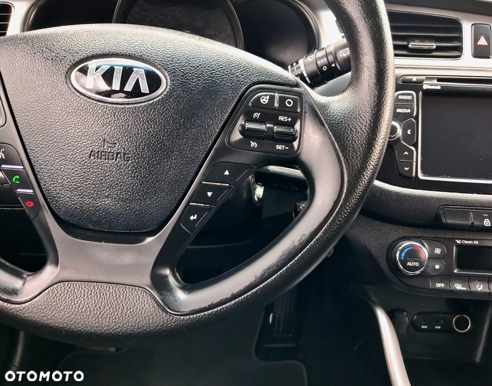 Kia Ceed 1.4 CRDi 90 Spirit - 23
