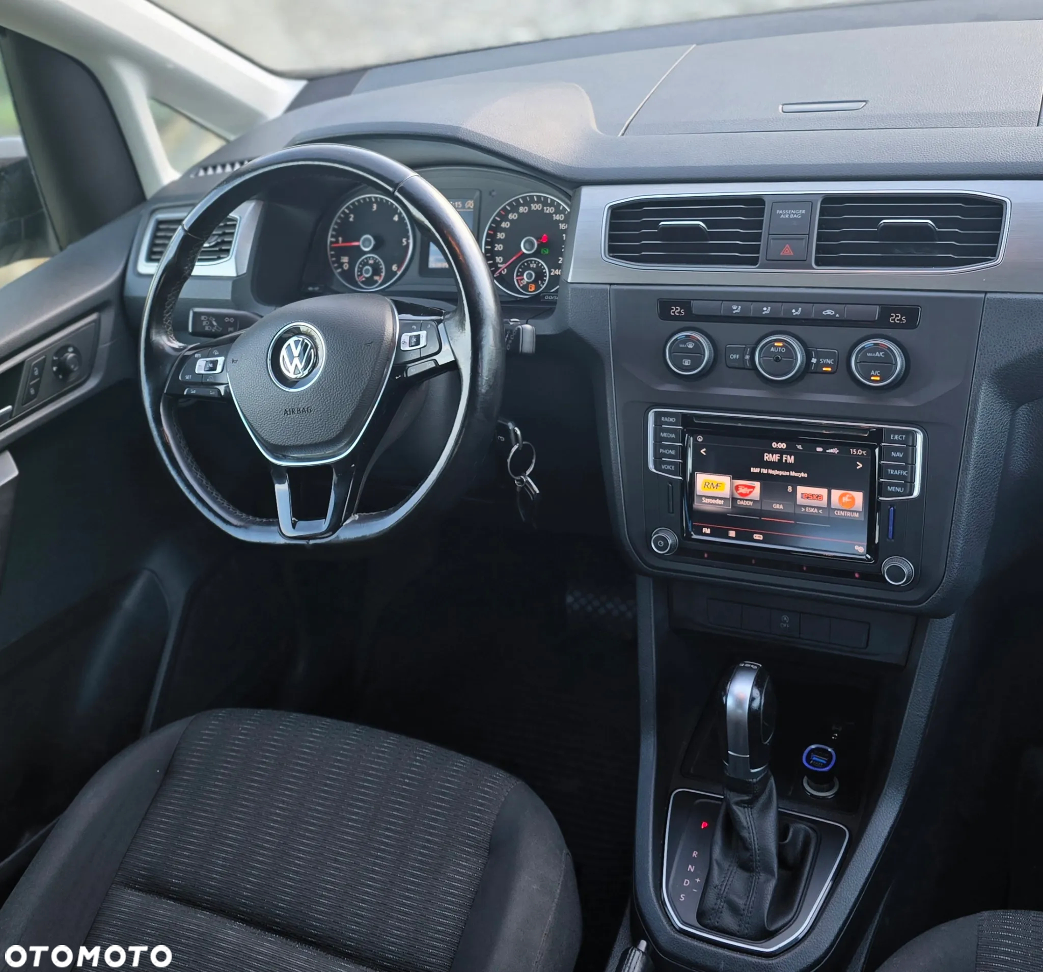 Volkswagen Caddy 2.0 TDI Comfortline DSG - 8
