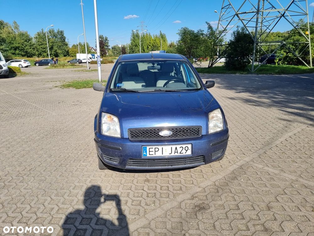 Ford Fusion - 12