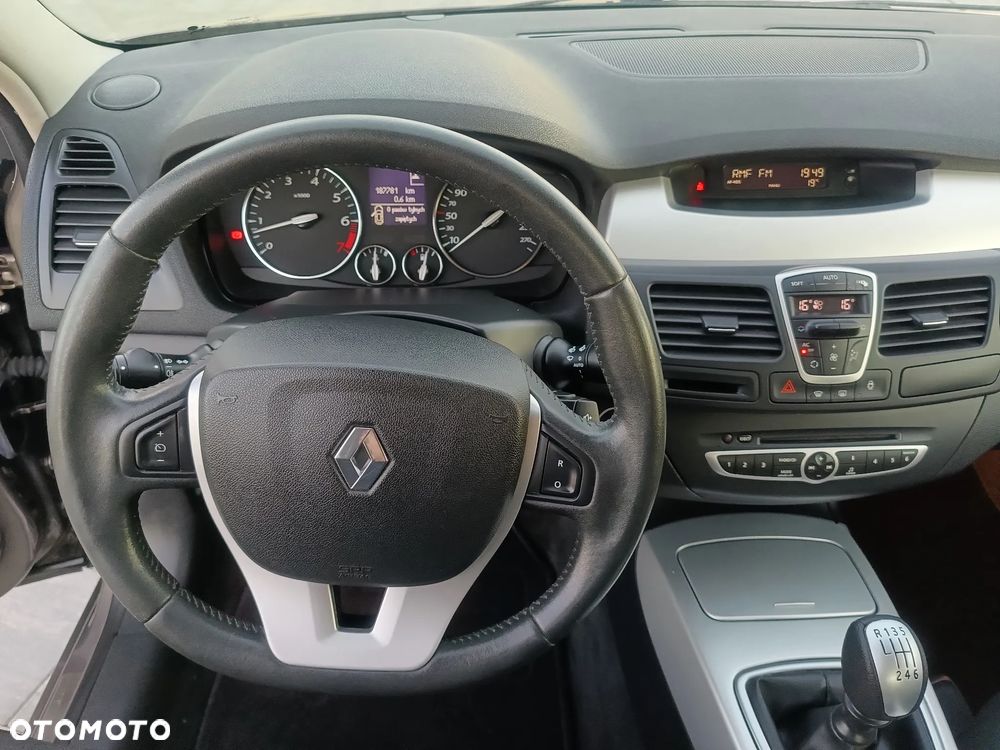 Renault Laguna - 15