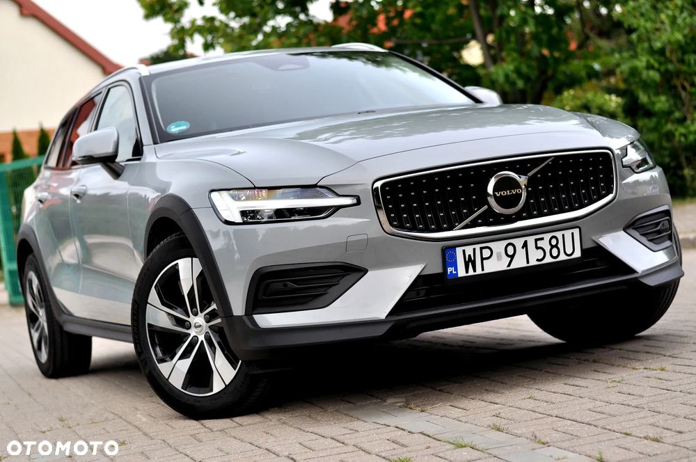 Volvo V60 Cross Country B4 D AWD Geartronic Pro