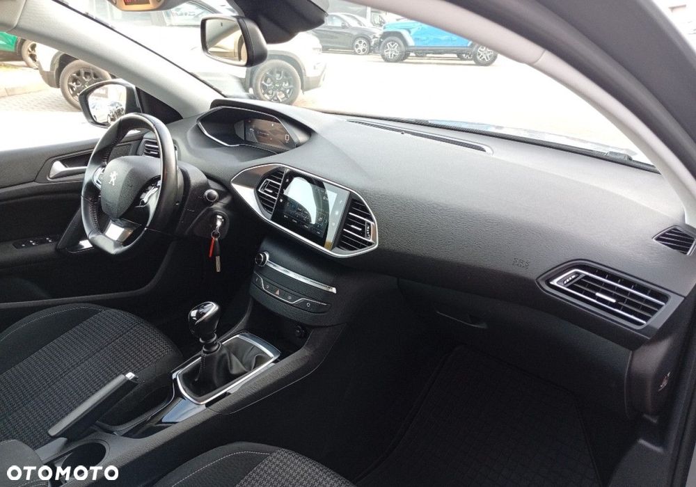 Peugeot 308 - 14