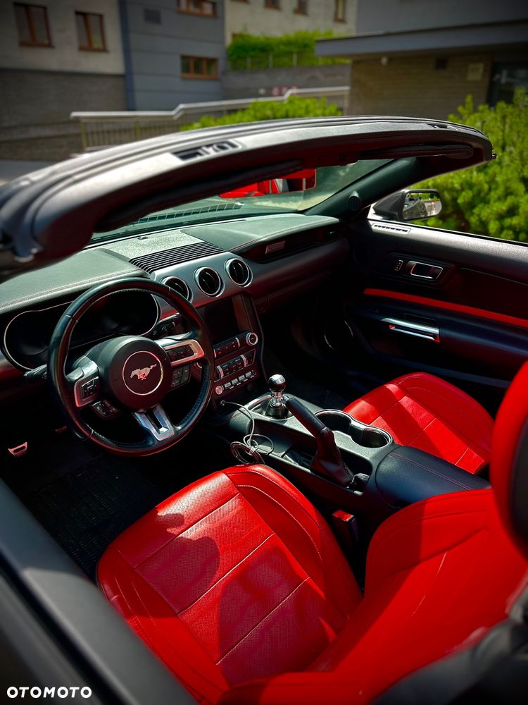 Ford Mustang Cabrio 2.3 Eco Boost - 15
