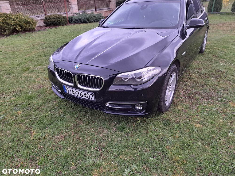 BMW Seria 5 520d xDrive - 1