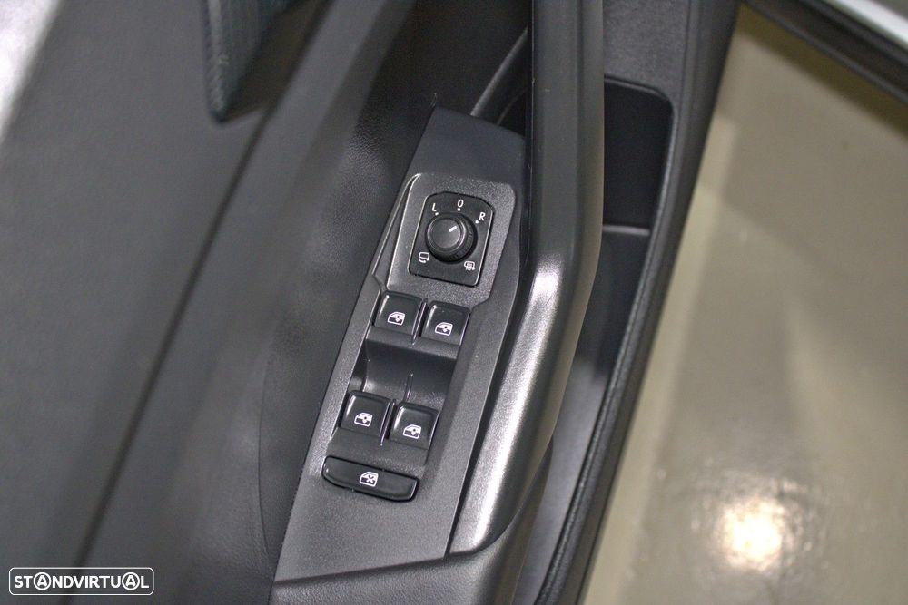 VW T-Cross 1.0 TSI Urban DSG - 22