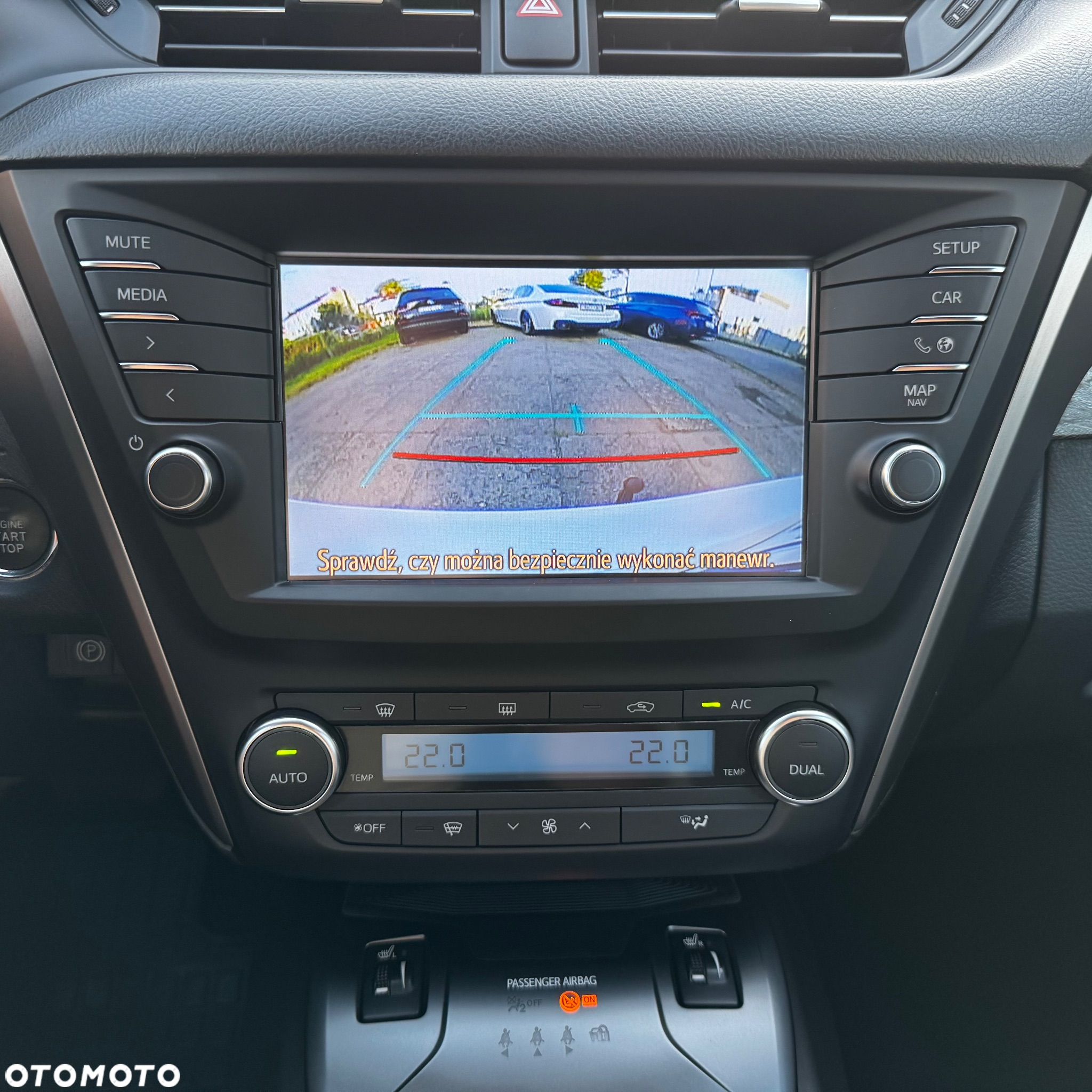 Toyota Avensis 1.8 Prestige MS - 15