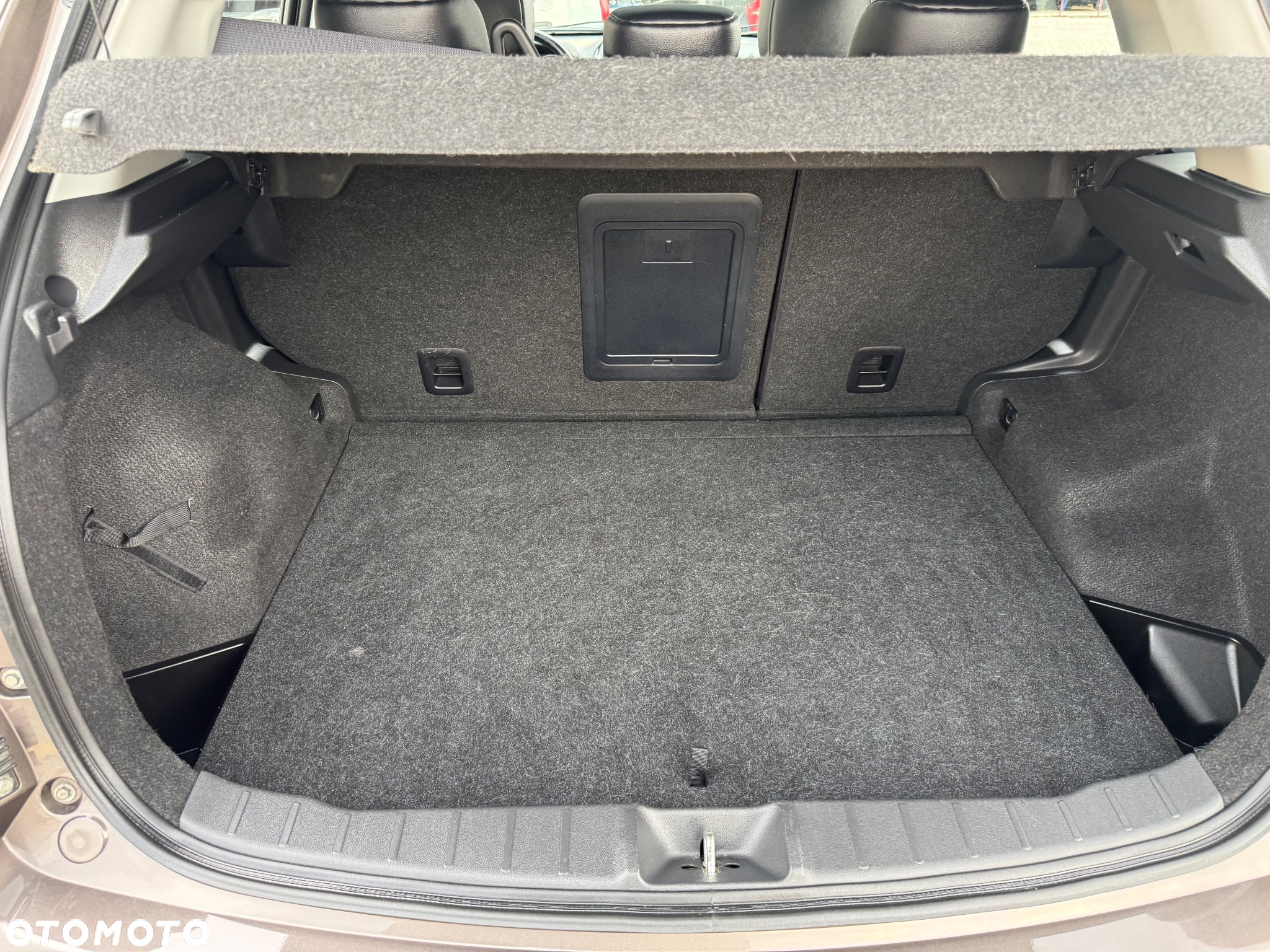 Citroën C4 Aircross e-HDi 115 Stop & Start 4WD Exclusive - 27