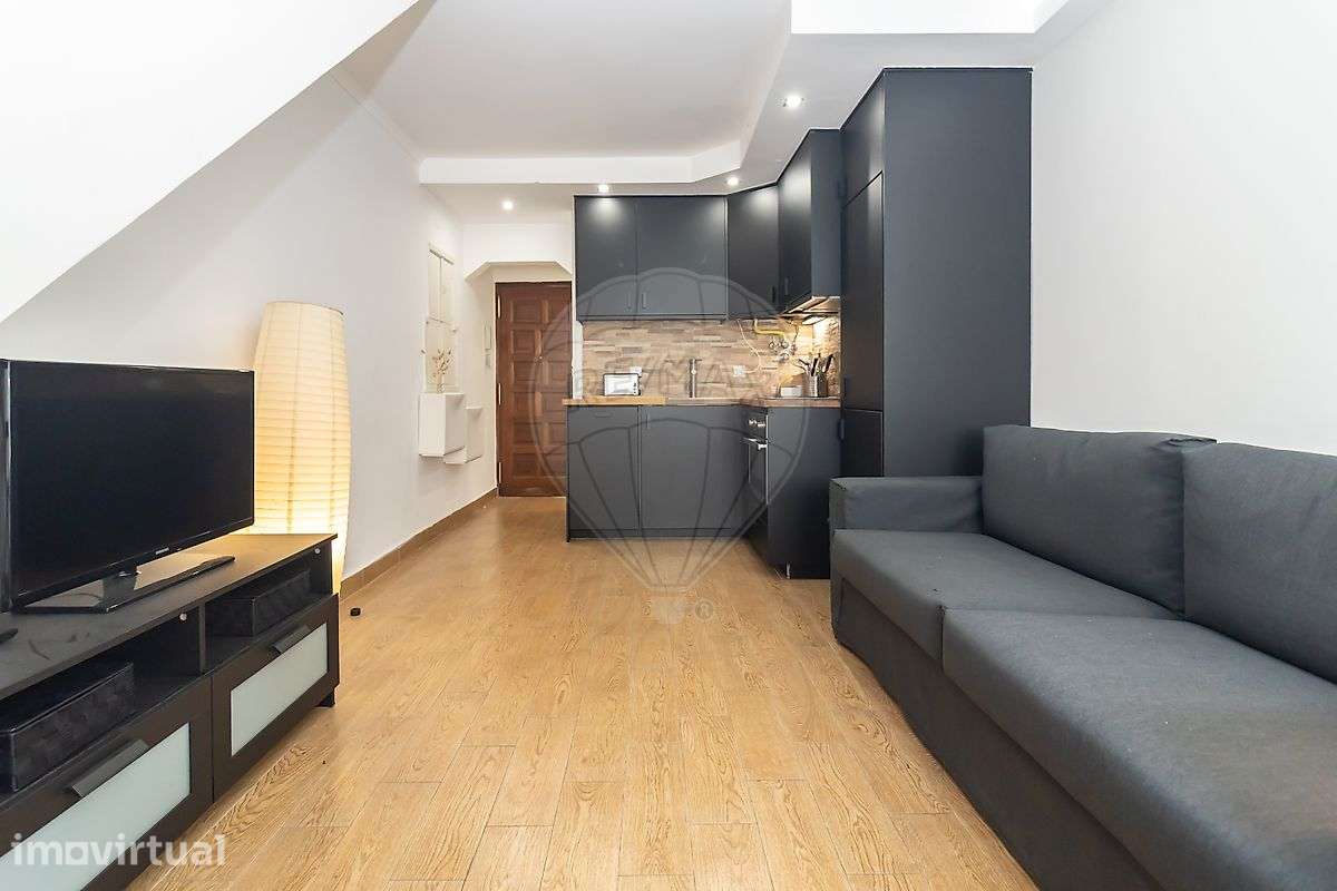 Apartamento T3 à venda em Lisboa - Grande imagem: 2/28